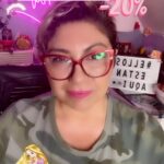 Vanessa Daroch Instagram - En @lumturicosmetics.cl …solo hasta el 31 de Diciembre, tendrás un descuento del 20% en tu compra más en envío Gratis a todo Chile escribiendo VANEDAROCH como Cupón de Descuento…aprovecha que se acaban. Literalmente Alimento para tu cabello, nutrición Máxima!!!❤️❤️❤️❤️