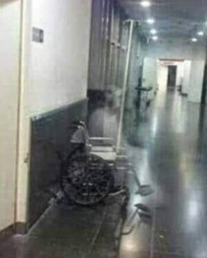 Vanessa Daroch Instagram - Los Hospitales, lugares cargados de entidades buscando entender porque jamás regresaron a sus hogares!