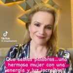 Vanessa Daroch Instagram – Abre tu mente…🥰🪬😇 
Hermosa y sabia mujer @duopimpinela 
#vidadespuesdelamuerte #pimpinela #viral #tiktok #vanessadarochmedium