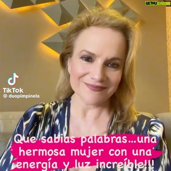 Vanessa Daroch Instagram - Abre tu mente…🥰🪬😇 Hermosa y sabia mujer @duopimpinela #vidadespuesdelamuerte #pimpinela #viral #tiktok #vanessadarochmedium
