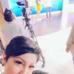 Vanessa Daroch Instagram - A minutitos de entrar a @lahoradejugarcl Sintieron el Sismo???…viene otro???… además sabes qué significan los sueños??? Nos vemos en un ratito por las pantallas de @mega.tv