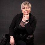 Vanessa Daroch Instagram – Ya puedo contarles esta noticia que guardaba como sorpresa para ustedes mis amores!!! Estoy feliz de pertenecer a este nuevo y maravilloso proyecto en canal 13, “El Purgatorio”
Nos vemos este Jueves 3 de Agosto En Vivo….les va a encantar!!!❤️❤️❤️❤️❤️❤️
Los adoro con el Alma