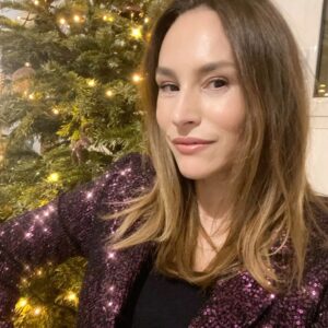 Vanessa Demouy Instagram - je vous souhaite un bon réveillon … joie et bienveillance … #noel #reveillon #paillettes