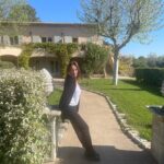 Vanessa Demouy Instagram - la douceur … matinée en slow motion … #escapade #loveistheair #danstesyeux #ralentir @chateaudeberne