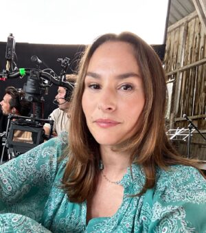 Vanessa Demouy Instagram - et ça tourne ca tourne … @mimiemathyperso @franckmonsigny #demdproductions  @tf1 @mediawan.officiel #lovemyjob