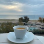 Vanessa Demouy Instagram - bonjour bonjour ! bon dimanche à vous … #weekend #mer #calme #douceur au @plagepalace