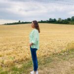 Vanessa Demouy Instagram – en tournage … @tf1 … @mediawan.officiel … merci @janninaudrey pour la photo 😘