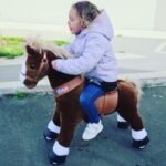 Vanessa Lawrens Instagram – Do you want a pony at home for your child? 
Comme vous pouvez le voir elle vient de monter dessus et sait déjà s’en servir comme une professionnelle et vous pouvez entendre que le poney a un son sonore comme un vrai poney #love ♥️♥️♥️
 
Vous voulez un poney pour votre enfant à la maison il faut faire appel à @ponycycle.fr 

NOUR est folle de joie avec son nouveau poney à la maison … 
Elle ne le quitte plus ….♥️♥️♥️ 
La marque et tellement généreuse que vous bénéficier de 5 % avec le code Vanessa5 🛍🎁❤️ wouahhhhhh
Je ne regrette pas d’avoir fait appel à @ponycycle.fr  #ponycycle #pony #gift #love  #ponycycle.fr #anniversaire #cadeauanniversaire 
🎁🎀🛍🎈🎀🎀🎀