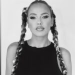 Vanessa Lawrens Instagram - Le regard des gens t'amènera devant le mirage du miroir ... Les yeux des gens reflètent leurs valeurs et leurs personnalités. 👀❤️ Tu est d’accords avec ça ?? # #eyes #photo #pictureoftheday #white #✅ @bruaurelien @makeupbyzn___