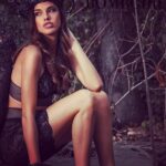 Vanessa Lawrens Instagram – Coucou vous #shootingmood ❤️