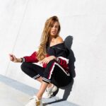 Vanessa Lawrens Instagram – Quand c’est fini , c’est fini ….. #autoderision on garde la tête haute dans toutes les situations !!! 📸 @ivoryshots