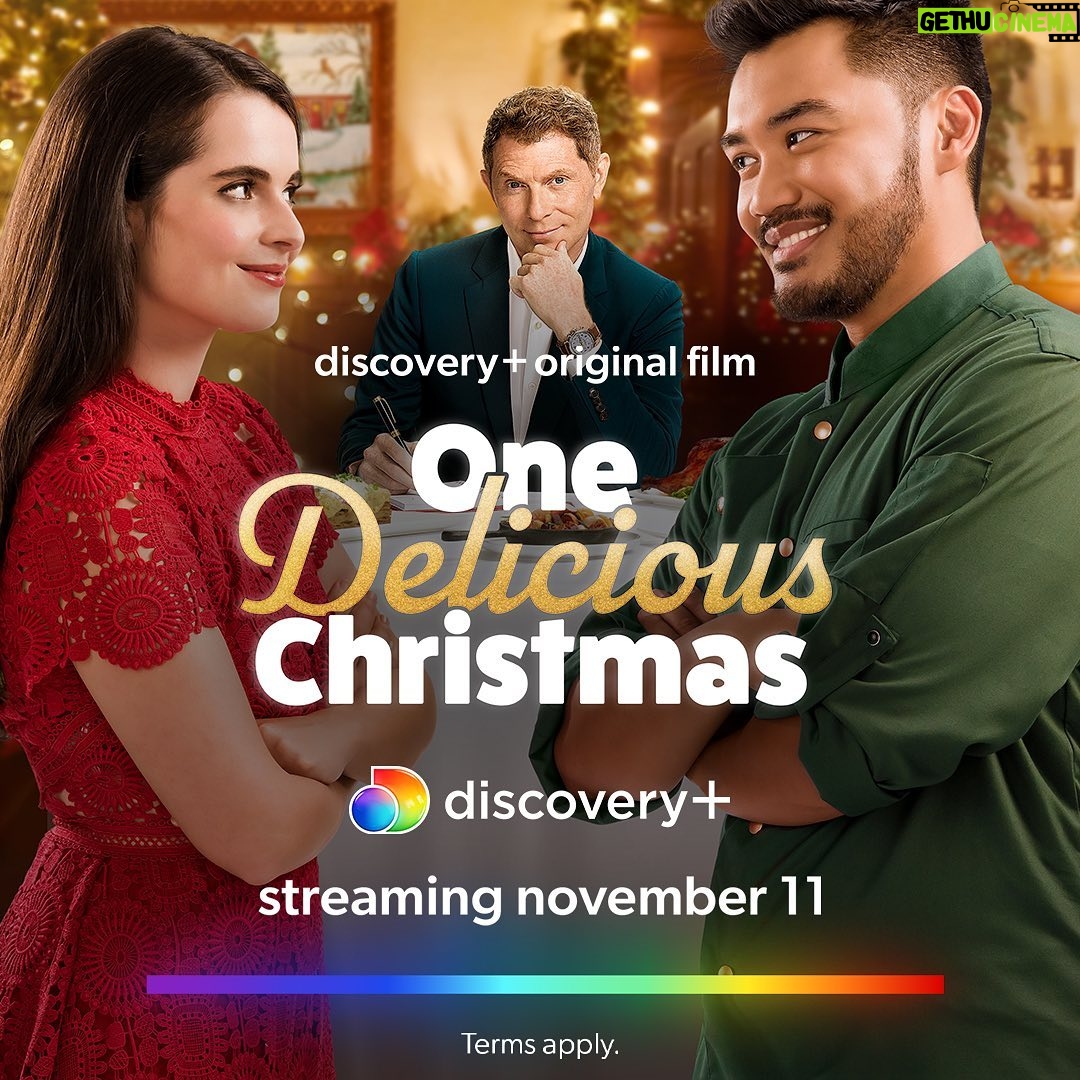 Vanessa Marano Instagram - Tonight's the night! #OneDeliciousChristmas