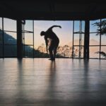 Vanessa Pilon Instagram – Le coeur rempli par les volcans, le cacao, le lac Atitlán, le café, la culture Maya et les effluves de copal. Cette invitation au Guatemala pour la retraite de @doshayogacommunity est arrivée au parfait moment. Merci merci merci aux humains merveilleux qui n’ont fait qu’amplifier l’amour que je portais déjà à ce pays. 🥹🌋🇬🇹