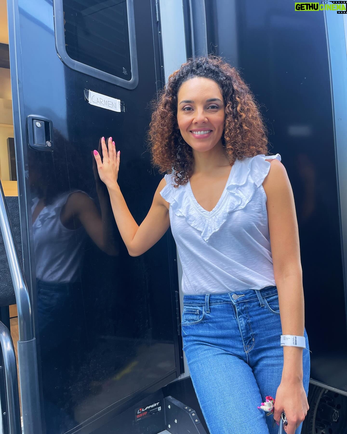 Vanessa Rubio Instagram - Playing Carmen on @cobrakaiseries is still a flower that continues to bloom in my heart ❤️ what a journey! Major chapter in my life 🩵It takes a village 🥰🫶🏽💛