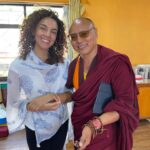Vanessa Rubio Instagram - First few days in Nepal 🤍 this journey is so full already 🩵🙏🏽✨prayer wheel emanations, river flows of compassion, sacred site visits. Here, some photos from the Kopan Monastery
