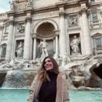 Vanessa Silva Sperka Instagram - Volveremos ❤️ Gracias Roma por tanto… Gracias Dios. Juntos, sanos y fuertes. El amor es la fuerza que mueve el mundo. Con amor y por amor 💕