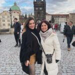 Vanessa Silva Sperka Instagram - La familia es lo más importante. Hoy cumplen años 2 de mis personas favoritas. La mejor madre de mundo @katerinasperka, mi cascarrabias favorita, la mamá perfecta, incondicional, porque siempre está ahí para mi, agradezco a Dios que tú seas mi mamá y ojalá que en mis siguientes vidas también pueda disfrutar de tu amor❤️ Y mi hermana menor @vvickysilvasp la pinky, un regalo de vida que Dios nos dio, te soñamos y te deseamos tanto todos en la familia que creo que por eso te tenemos tan malcriada. Siempre serás la bebé de la casa💝 Deseo que siempre sean felices, que siempre tengan salud y que nuestro amor perdure con el tiempo. Las amo con todo mi corazón. Feliz cumpleaños 🎈🎉❤️