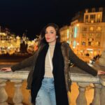 Vanessa Silva Sperka Instagram - Así recibo mis 27 años, en una ciudad que soñaba conocer💕💝 feliz cumpleaños a mi!!!! Estoy muy feliz💕 Envíen sus buenos deseo ⬇️⬇️⬇️⬇️