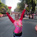 Vanessa Silva Sperka Instagram – Mi primera media maratón ❤️ 21 KILÓMETROS se dicen fácil pero solo quien lo ha hecho sabe el esfuerzo físico y mental que hay detrás.
De no hacer nada de ejercicio ya tengo aaaaaños levantando pesas.
De no lograr correr ni un minuto porque me empezaban a doler los oídos, la cabeza y me quedaba sin aire, a correr 21k. No ha sido de la noche a la mañana pero siempre que me propongo algo lo consigo y esta no es la excepción. 
Que bonita sensación🌸💜 Me siento muy bien y orgullosa de mi misma. Disciplina y constancia más nada. #carrera #mediamaraton #21km #kardias #carrerakardias2024