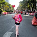 Vanessa Silva Sperka Instagram – Mi primera media maratón ❤️ 21 KILÓMETROS se dicen fácil pero solo quien lo ha hecho sabe el esfuerzo físico y mental que hay detrás.
De no hacer nada de ejercicio ya tengo aaaaaños levantando pesas.
De no lograr correr ni un minuto porque me empezaban a doler los oídos, la cabeza y me quedaba sin aire, a correr 21k. No ha sido de la noche a la mañana pero siempre que me propongo algo lo consigo y esta no es la excepción. 
Que bonita sensación🌸💜 Me siento muy bien y orgullosa de mi misma. Disciplina y constancia más nada. #carrera #mediamaraton #21km #kardias #carrerakardias2024
