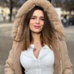 Vanessa Silva Sperka Instagram – Algunos retratos en Paris ❤️😍 soy definitivamente una mujer de invierno!!! 
Amando esta ciudad!!! 🏙️