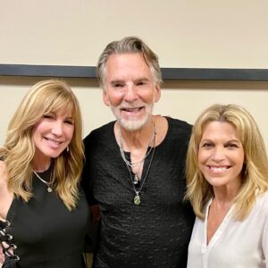 Vanna White Instagram - What a great show @thekennyloggins put on last night! @leezagibbons and I enjoyed every minute of it! #southcarolinagirls #inconcert #goodmusic