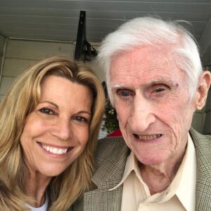 Vanna White Instagram - Happy 94th Birthday to my sweet and loving dad!#iloveyoudad #safefromdorian