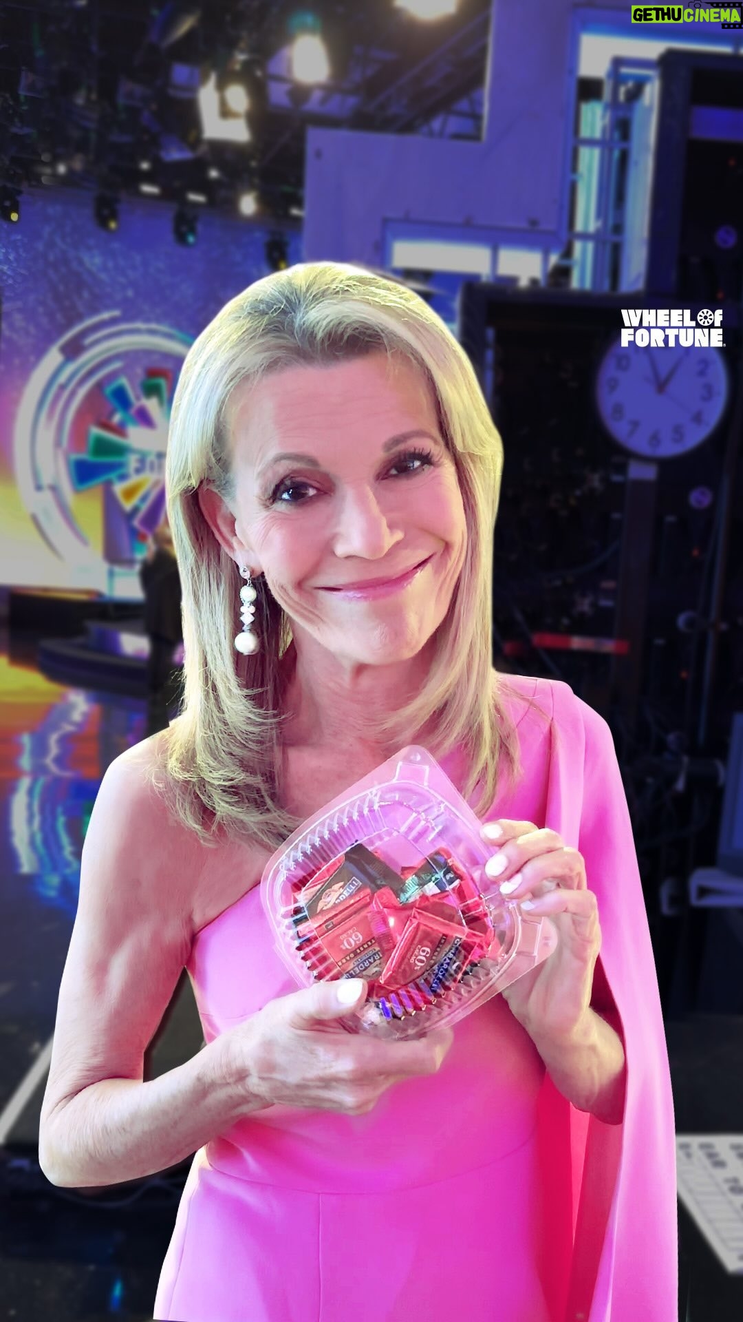 Vanna White - 3.6K Likes - IYKYK: nothing hits better than stage snacks 💯