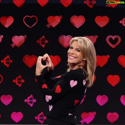 Vanna White - 4.3K Likes - Happy Valentine’s Day!