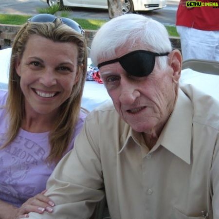 Vanna White - 5K Likes - Missing my dad on this special day but want to wish all dads a very #happyfathersday!