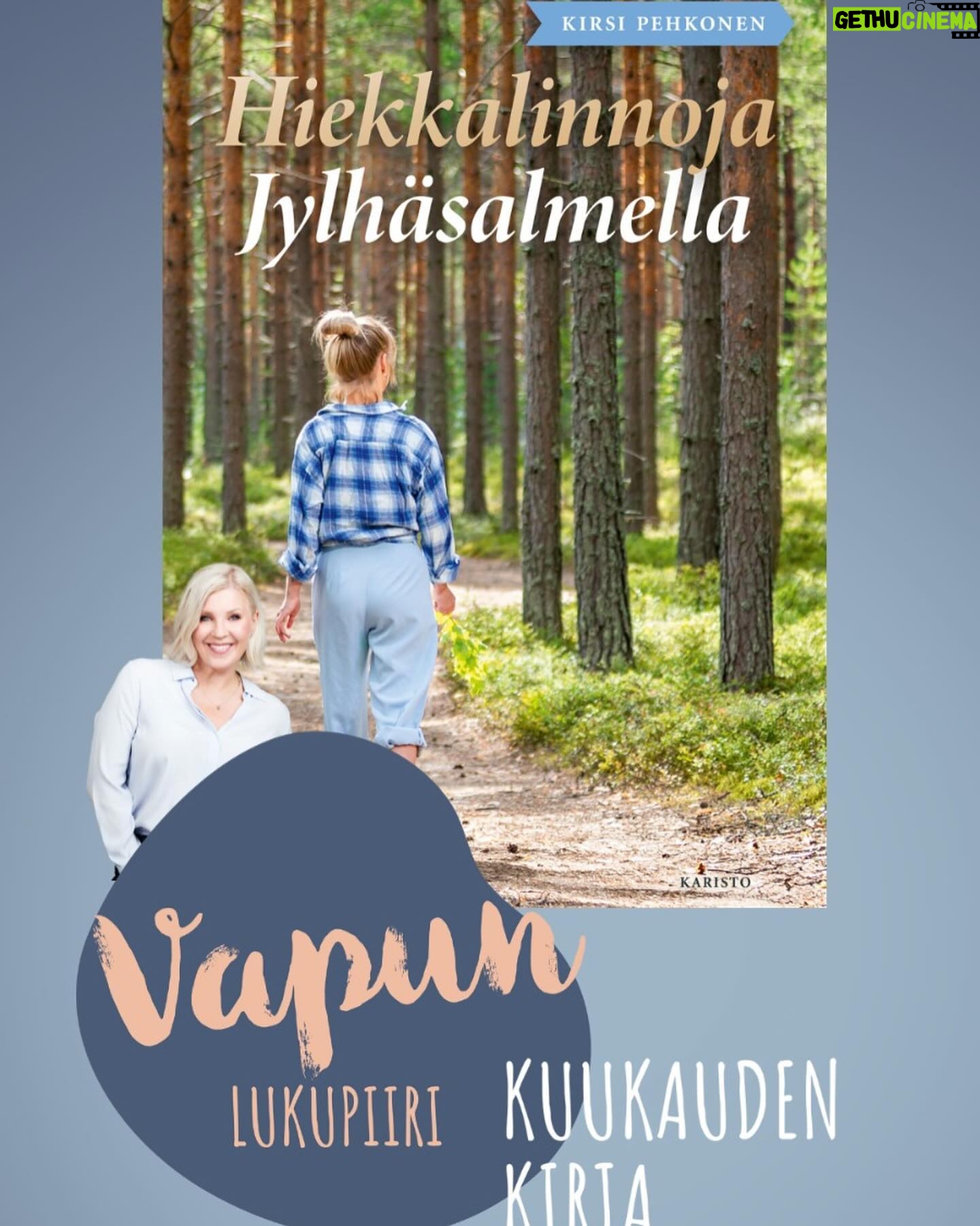 Vappu Pimiä Instagram - Kaupallinen yhteistyö @karistonkirjat SISÄLTÄÄ ARVONNAN Tällä kertaa Vapun lukupiirin suosituskirja on Kirsi Pehkosen huippusuositun Jylhäsalmi-kirjasarjan uutuus Hiekkalinnoja Jylhäsalmella. Tämä kirjasarja oli itselleni täysin tuntematon, mutta tartuin tähän useiden suositusten perusteella. Monet lähettivät viestiä, että tämä Jylhäsalmi-sarja on ihan must! Ja tämä onkin aivan täydellistä kesälukemista! Vaikka et olisi lukenut yhtäkään sarjan kirjaa, sillä ei ole väliä, sillä jokaisessa kirjassa on eri henkilöt. Yhteistä sarjan kirjoille on, että kaikkien tapahtumat sijoittuvat Jylhäsalmelle. Tässä uutukaisessa keskiössä on Selma, joka lähtee toipumaan avioerostaan sukulaisten luo lapsuudenmaisemiin Jylhäsalmelle. Siellä hän tapaa vanhoja ystäviään ja yllättäen Alvari-niminen mies sattuu myös olemaan usein siellä missä Selmakin. Tässä kirjasarjassa on kaikki loistavan kesälukemisen ainekset: romantiikkaa, ihmissuhdekiemuroita ja kauniita maisemia! Pääset tilaamaan itsellesi kirjan suoraan kotiovellesi bion ja stoorien linkistä, mutta mulla on myös ilo arpoa kahdelle teistä tämä Kirsi Pehkosen uutuus. Kerro kommenteissa mikä on sun suosikkipaikka lukea lomalla kirjoja ja olet mukana arvonnassa! Arvonta suoritetaan pe 31.5.2024 klo 16. Instagram ei ole osallinen arvonnassa ja voittajille ilmoitetaan henkilökohtaisesti dm-viestillä. Onnea matkaan ja ihania kesän lukuhetkiä! #vapunlukupiiri #kirsipehkonen #hiekkalinnojajylhäsalmella #karistonkirjat