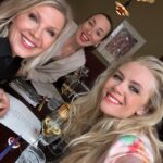 Vappu Pimiä Instagram - Tänään käytiin juhlistamassa rakkaan Annin @anniihamaki synttäreitä vähän etupeltoon. Sankaritar itse heitti loistavan idean, että mennään hierontaan ennen dinneriä ja se oli puhdas neronleimaus! Käytiin ensin hieronnassa @naminaspa ,jonka jälkeen suunnattiin loistavaan @bistroego illalliselle, joka oli sanalla sanoen täydellinen. Treffit oli jo heti neljän jälkeen, joten kotonakin oltiin jo kymppiuutisten aikaan, tämä kombo tehdään vielä uudestaan, monesti!😍😍👌👌🙏🙏 Kiitos rakkaat @anniihamaki @lainesusanna olette kultaa!❤️❤️ #friends #lovethem