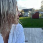 Vappu Pimiä Instagram - After sauna bliss 🥰🙏 #mökkililife❤️ #tgif #visitsalo