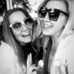 Vappu Pimiä Instagram - Käytiin @marjahintikka kanssa aamiaisella ja siinä samalla laitettiin maailma järjestykseen parissa tunnissa, kylläpä teki hyvää!😍❤️💯🙏 #ystävyys #friends #loveher