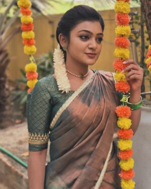 Varshini Suresh Instagram - Being Abi ❤️🎥

Captured by 📸 @premjacob06 

#explorepage #explore #photography #neenaankaadhal #varshinisuresh #abhi #love #tamil #chennai #coimbatore