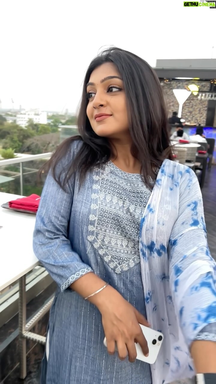 Varshini Suresh - 20.8K Likes - Yaar avano 👀🦋
#reels #trending #gilli #vijay #trisha #love #explore #explorepage #viral #newreels #instadaily #coimbatore
