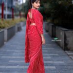 Vasanthi Krishnan Instagram – ❤️HAPPY NEW YEAR ❤️
 WELCOME 2024

To All MY INSTAGRAM FAMILY 
.
.
.
Photography @candid_shoooter_ 📸📸📸❤️
Desginer @navyasri_mandava 👗👗

#instragram #vasanthikrishn #photooftheday #picoftheday #sareelove❤️ #cute #cupcake # bigboss #bigboss #bbjodi #clickphotos