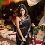 Vasanthi Krishnan Instagram - 🖤🖤🖤Black love 🖤🖤🖤 Cute saree🖤🖤🖤 @navyasri_mandava ❤️❤️❤️❤️❤️❤️❤️❤️❤️❤️❤️❤️❤️❤️❤️❤️ . . . . Outfit: @navyasri_mandava Mua: @srujanas_contour Styling: @stylebyrajasree Photography: @suresh_upputuri #instragram #vasanthikrishnan💗☺️😍 #bigbosstelugu #teluguactress #blacklove #blackheart🖤 #facebook #vk #pk #desginerwear #blacksaree🖤 #bigbossseason7tamil #cuteone #picoftheday #flowerlovers #flowersmaket