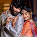 Vasanthi Krishnan Instagram - ❤️❤️♾️♾️♾️❤️❤️ . . . Photography @candid_shoooter_ 📸📸 Jewellery @emmadi_silver_jewellery 💎💍 Saree @srikrishnasilk ❤️ blouse @dharshyaboutique ❤️ MUA @hemasureshmakeupartist_tpt @mr.hair_neighbour #instagram #vasanthikrishnan #bigbosstelugu #picoftheday📷 #photography #special #cutecouple #jewerlly #♾️♾️♾️ #youtubechannel