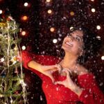 Vasanthi Krishnan Instagram – 🎄🎄🎄🎄🎄
❤️ favourite one❤️

  Merry Christmas 
.
.
.
.

Photography @candid_shoooter_ 📸📸best photography❤️📸📸

#interiordesign #instagram #merrychristmas #cuteone #festival #vasanthionbbtelugu #vasanthikrishna #picoftheday📷 #cuteone😍
