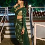 Vasanthi Krishnan Instagram - #nethoneydance 🫰🏻🫰🏻🫰🏻 . . . Desginer @dharshyaboutique #instragram #vasanthikrishnan #nethoney_nethoney_❤️🥰 # #cuteone😍 #desginerwear #starmaa #facebook #dancechallenge #sareefashion #nethoneydance2n8
