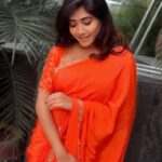 Vasanthi Krishnan Instagram – 🧡🧡🧡 

Outfit by: @dharshyaboutique 

#sareelove #vasanthikrishnan #dharshya #orange #instagram #cute #designersarees