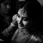 Vasanthi Krishnan Instagram – 🧡🧡🧡🧡🧡🧡
.
.
.
Photography @candid_shoooter_ 📸📸
Jewellery @emmadi_silver_jewellery 💍💎
Saree @srikrishnasilk 
Blouse @dharshyaboutique 

#instagram #vasanthikrishnan💗☺️😍 #traditional #traditionallook😍 #bigbosstelugu6 #facebook #desginerwear #picoftheday📷