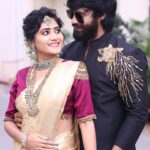 Vasanthi Krishnan Instagram - Happy Sankranti🪁🪁 . . . Jewellery @emmadi_silver_jewellery Saree @srikrishnasilk Desginer @suchys_design_studio Hairstylist @hairstylistsaii #instragram #vasanthikrishnan #sareelove #bigbosstelugu6 #zeetelugu #event #sankarnthisambaralu #zee5 #couplegoals