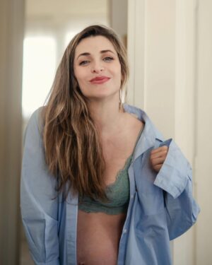Vasiliki Troufakou Instagram - ℂ𝕠𝕞𝕚𝕟’ 𝕠𝕦𝕥 𝕠𝕗 𝕞𝕪 𝕔𝕒𝕘𝕖,
𝕒𝕟𝕕 𝕀’𝕧𝕖 𝕓𝕖𝕖𝕟 𝕕𝕠𝕚𝕟’ 𝕛𝕦𝕤𝕥 𝕗𝕚𝕟𝕖
𝔾𝕠𝕥𝕥𝕒, 𝕘𝕠𝕥𝕥𝕒 𝕓𝕖 𝕕𝕠𝕨𝕟 
𝕓𝕖𝕔𝕒𝕦𝕤𝕖 𝕀 𝕨𝕒𝕟𝕥 𝕚𝕥 𝕒𝕝𝕝
𝕀𝕥 𝕤𝕥𝕒𝕣𝕥𝕖𝕕 𝕠𝕦𝕥 𝕨𝕚𝕥𝕙 𝕒 𝕜𝕚𝕤𝕤, 
𝕙𝕠𝕨 𝕕𝕚𝕕 𝕚𝕥 𝕖𝕟𝕕 𝕦𝕡 𝕝𝕚𝕜𝕖 𝕥𝕙𝕚𝕤?
𝕀𝕥 𝕨𝕒𝕤 𝕠𝕟𝕝𝕪 𝕒 𝕜𝕚𝕤𝕤, 
𝕚𝕥 𝕨𝕒𝕤 𝕠𝕟𝕝𝕪 𝕒 𝕜𝕚𝕤𝕤 
🎼🎶🎵
♥️💖💙
🐣🍼👶🏻

📸 by @morfinations_planet 

#havingfun 
#momtobe 
#thefinalcountdown