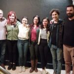 Veda Yurtsever Instagram - Antalya günlüklerim;)) Arşiv niyetine burda dursun, çekmeyi unuttuğum anlar ve kişiler oldu, üzüldüm… @bakussahne @ocinemre @ahsen.g.e @hazalyurtseveralagul @alagulumut @hilal_aydin_ozcan Gözen @petekkarabulutstudio @okko_studio #devlettiyatroları #bale #uras ❤️ K.