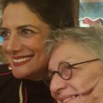 Veda Yurtsever Instagram - Ayvalık’ta @cafe_le_petit günlükleri ; şahane mekan, mekandan güzel insanlarıyla yeni sığınağım, şükür rastlantılara o zaman🙏❤️💃🏿