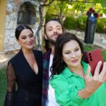 Veda Yurtsever Instagram – Sevgili Aydan Şener ve Cengiz Orhonlu ekibimize dahil olmanız bizi çok sevindirdi, hoş geldiniz sefa getirdiniz🙏 Bu akşam yeni bölüm saat 20:00’de @kanald ekranlarında, bekleriz;)) @uckizkardestvdizisi @surecfilm