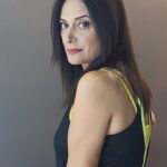 Veda Yurtsever Instagram - Hırçın Kız son oyun, Konya’da kapatıyoruz ( büyük ihtimal) sezonu. @0zlemkaratas ‘ın hevesle çektiği fotoğraflardan bırakayım buraya biraz… Huzurla…🌹😍🎭 #hırçınkız #shakespeare #katherina #devlettiyatroları