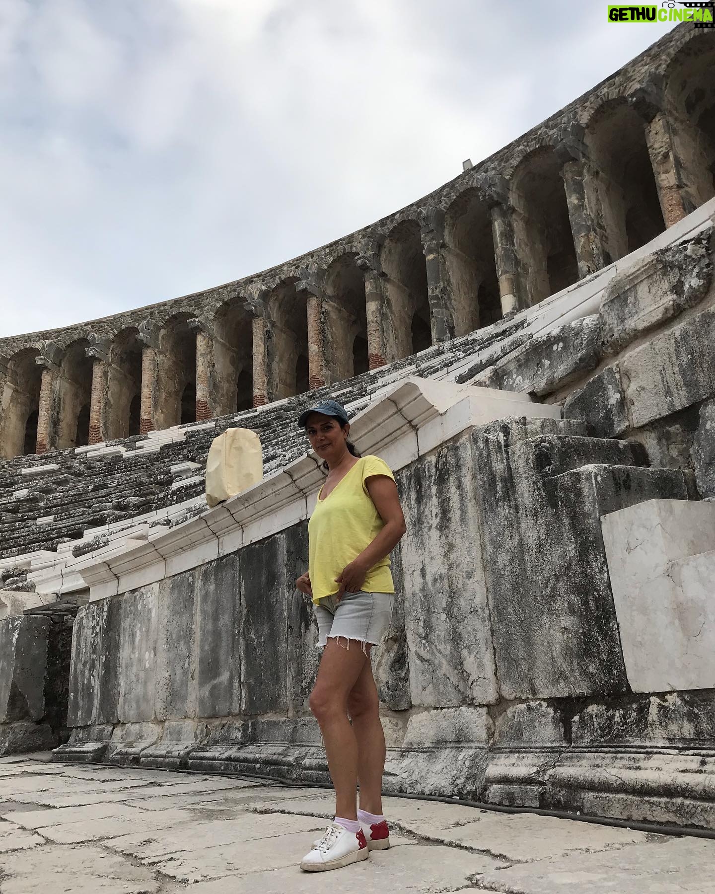 Veda Yurtsever Instagram - Aspendos ‘ta #hırçınkız , bu akşammmm 🎭 #shakespeare #devlettiyatrosu #antalya #festival #tiyatro